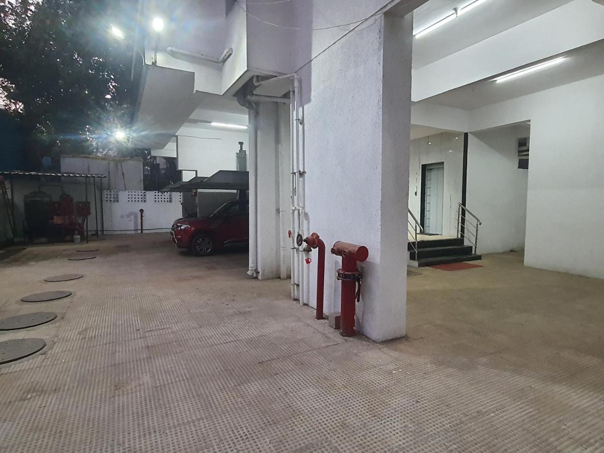 Osi Apartments Khar West Bombay Exterior foto